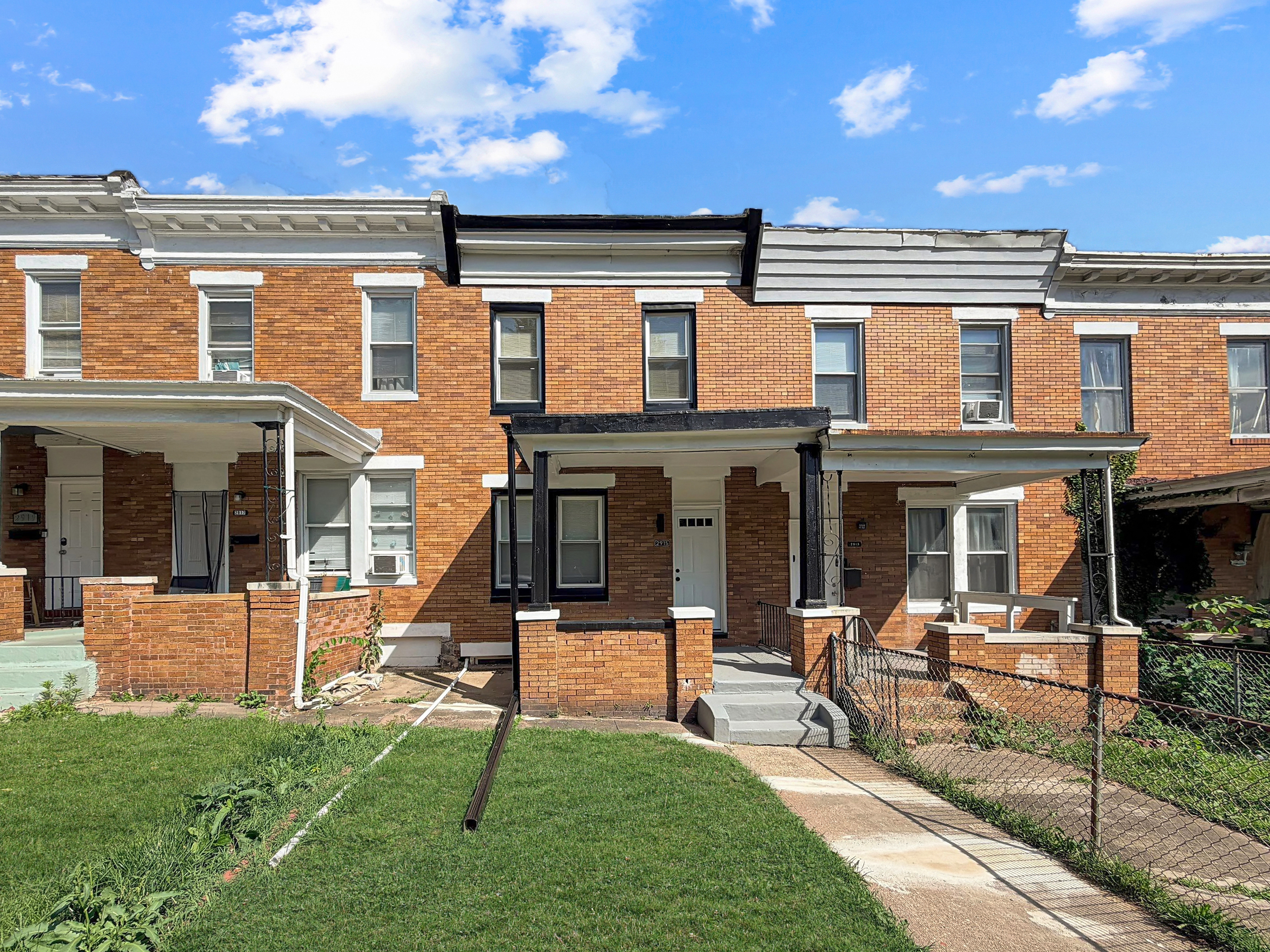 Baltimore Townhome: 2915 Kirk Ave