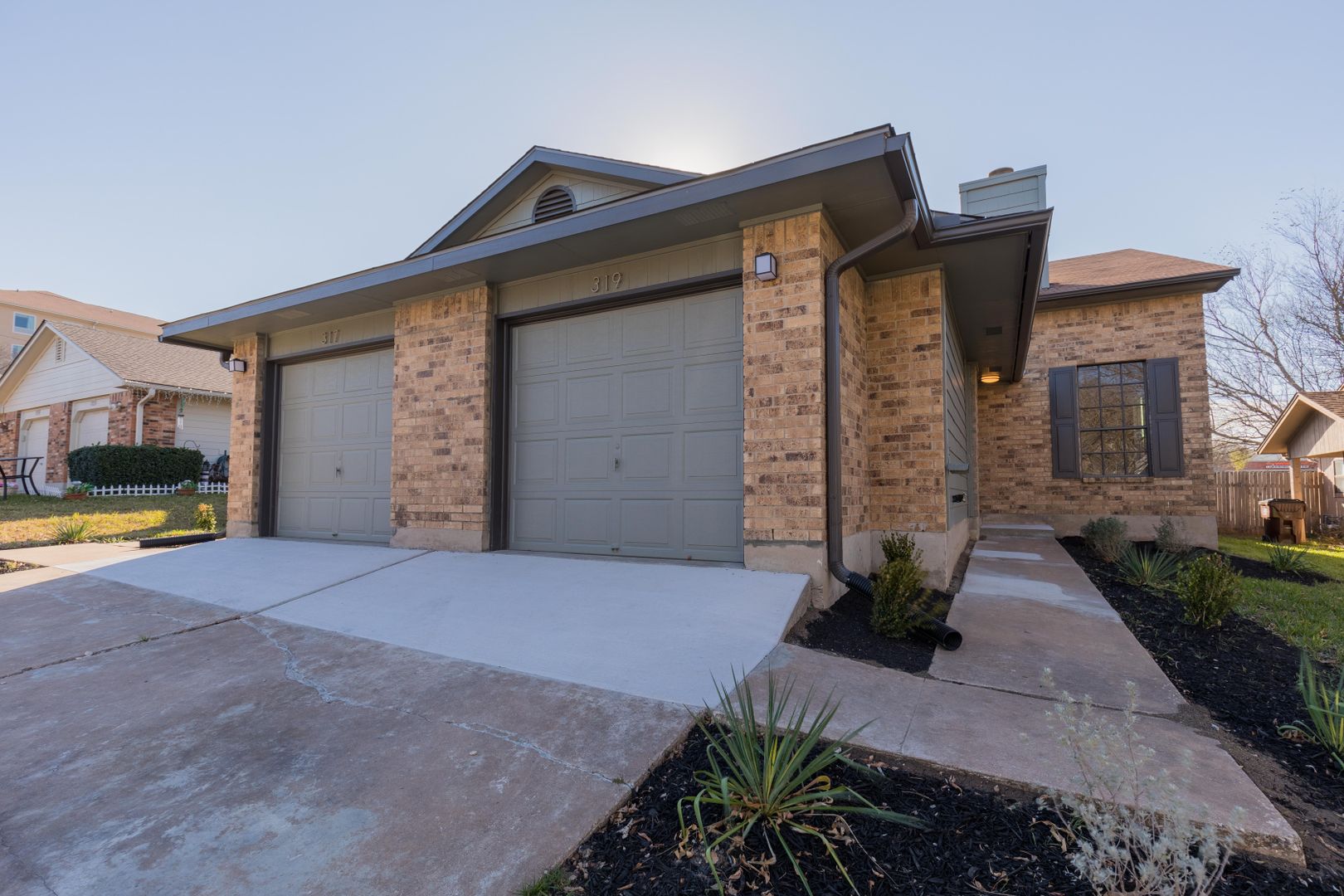 Round Rock Condo: 317/319 Rawhide Loop