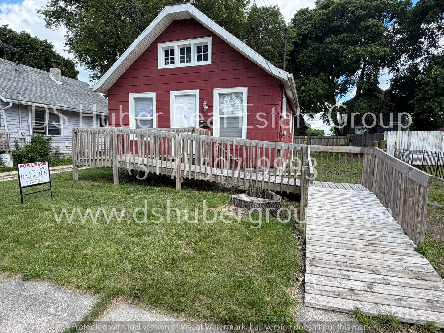 Lansing House: 710 Cawood