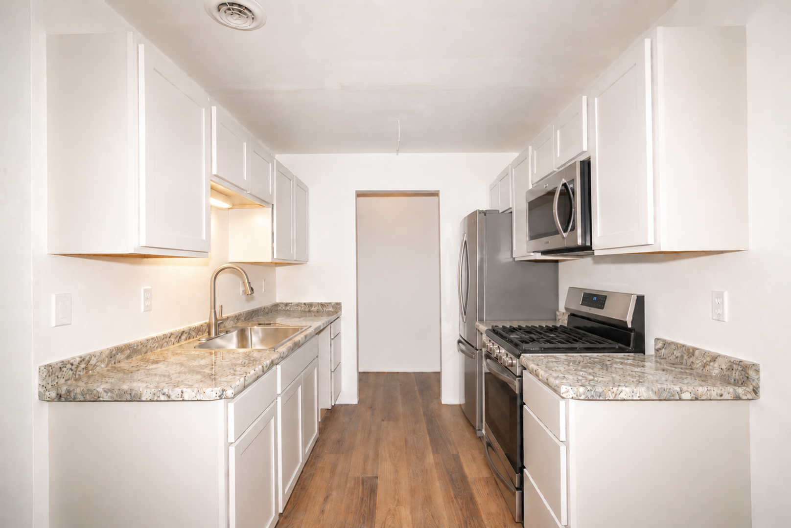 Sun Prairie Condo: 31 Hart Road - 31