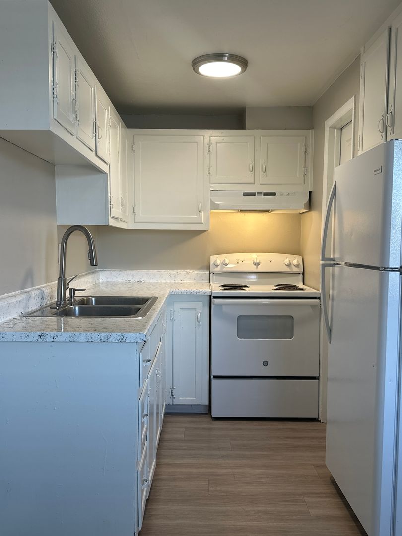 Westminster Apartment: 2831 Eliot Cir