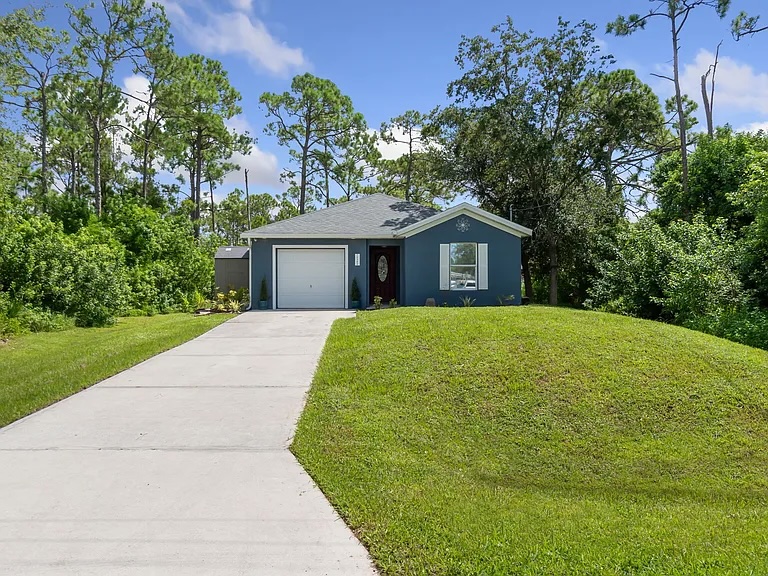 Punta Gorda House: 12380 Easha Blvd