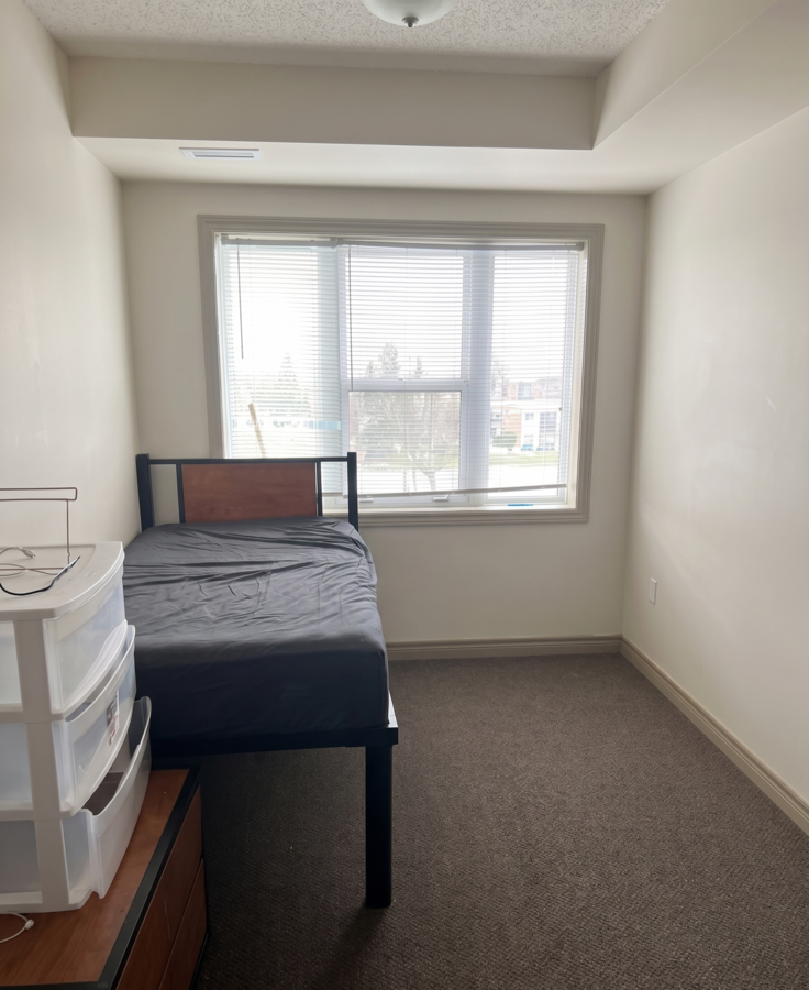 306 - 251 Lester St - Unit 1