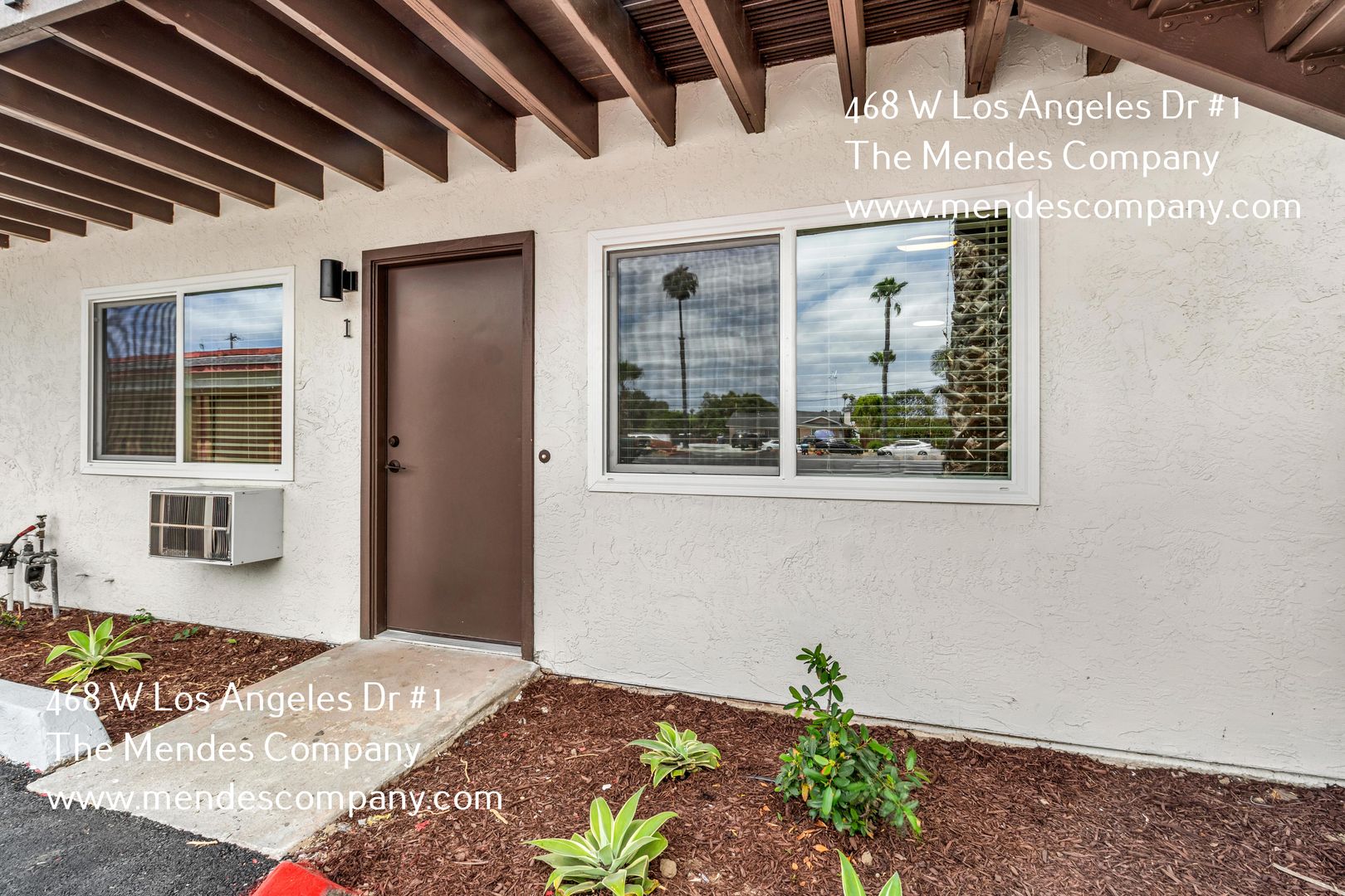 Vista Apartment: 468-72 W Los Angeles