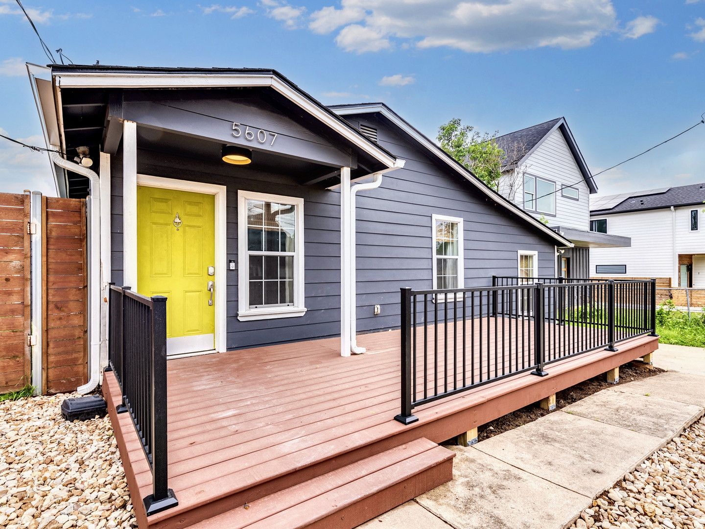 Austin House: 5607 Samuel Huston