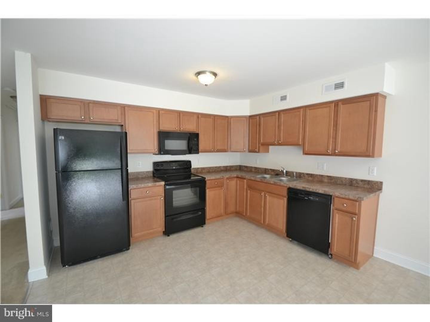 Delaware City House: 203 Hamilton Street