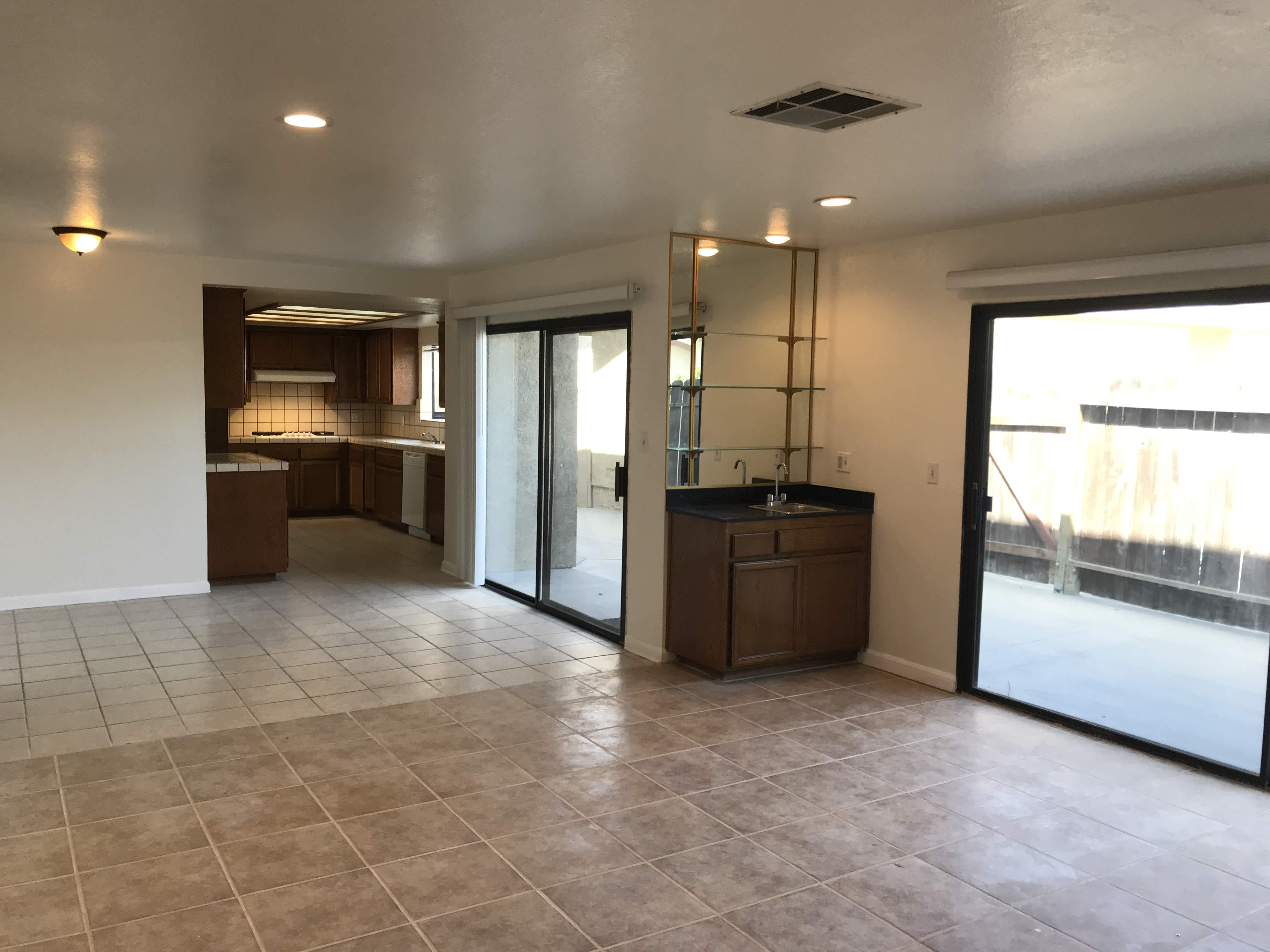 Hawthorne House: 4861 W 119th Pl