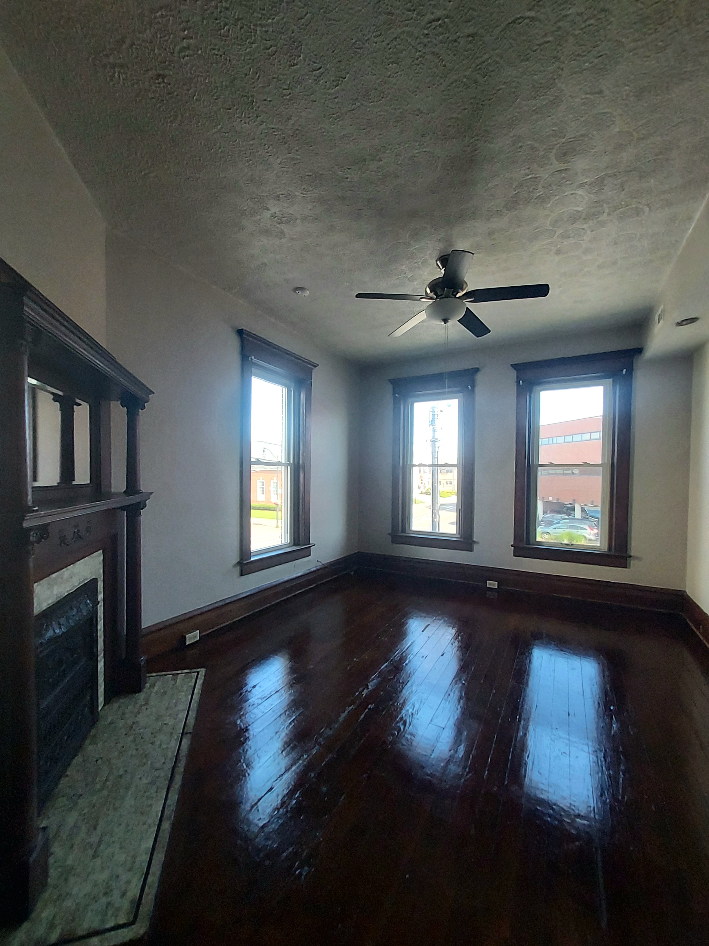 Newark Condo: 79 W. Church St.