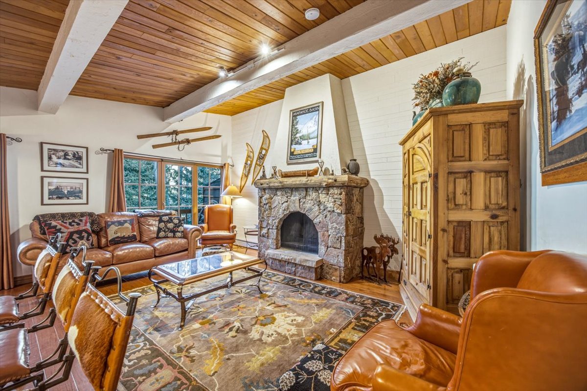 Vail Condo: 2586 Davos Trl