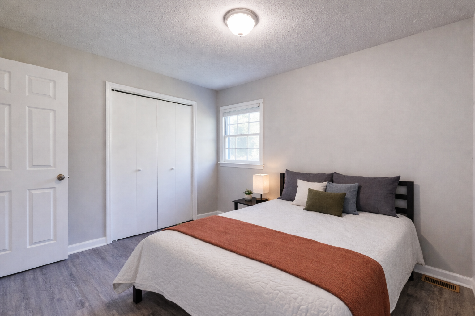 Douglasville House: 3993 N Shelby Ln