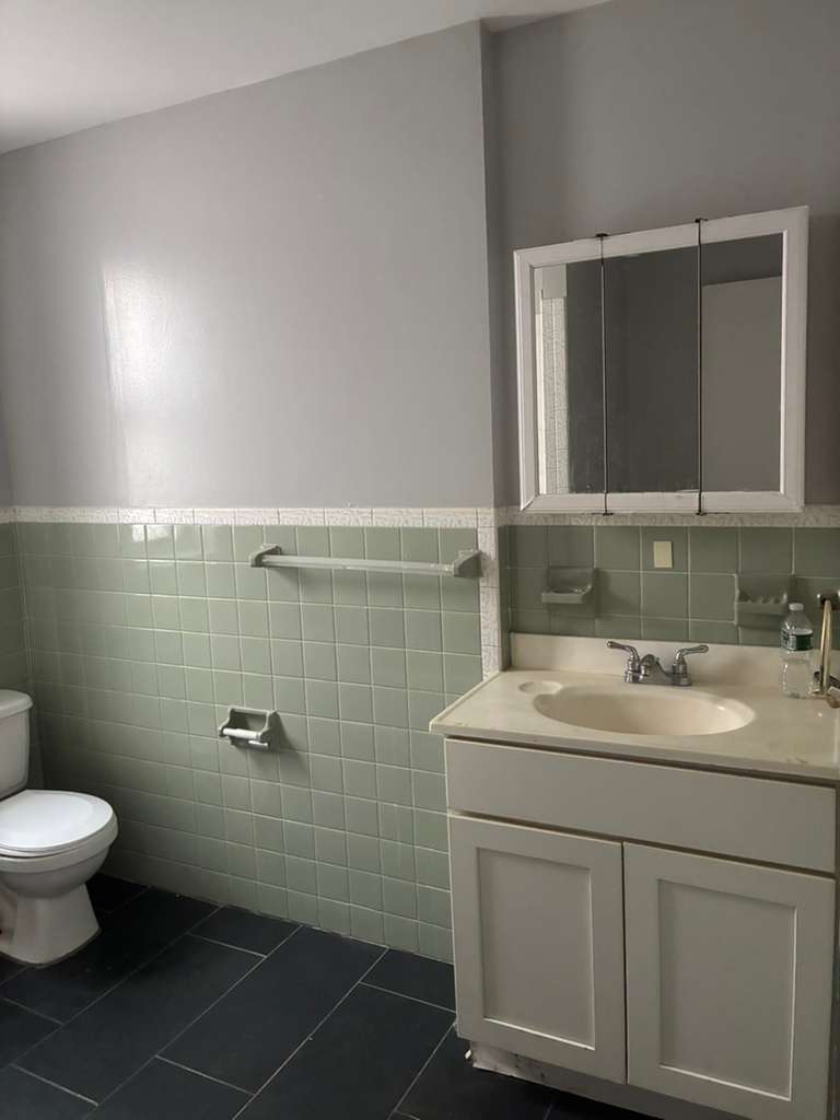 Yonkers Condo: 280 Hawthorne Ave