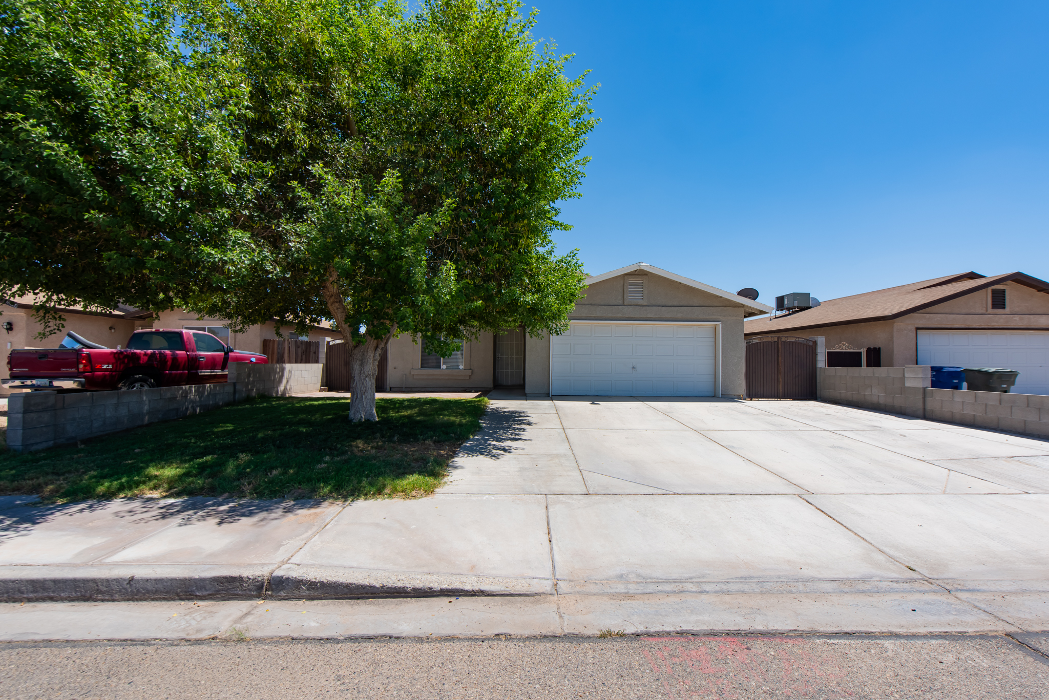 Yuma House: 8845 E 38TH PL