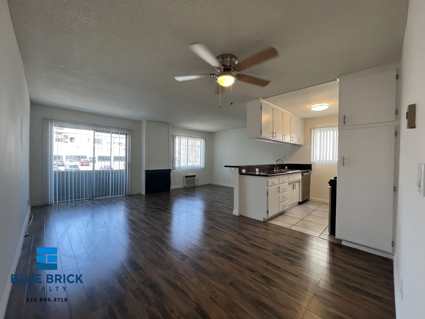 Canoga Park Condo: 6738 Independence Ave