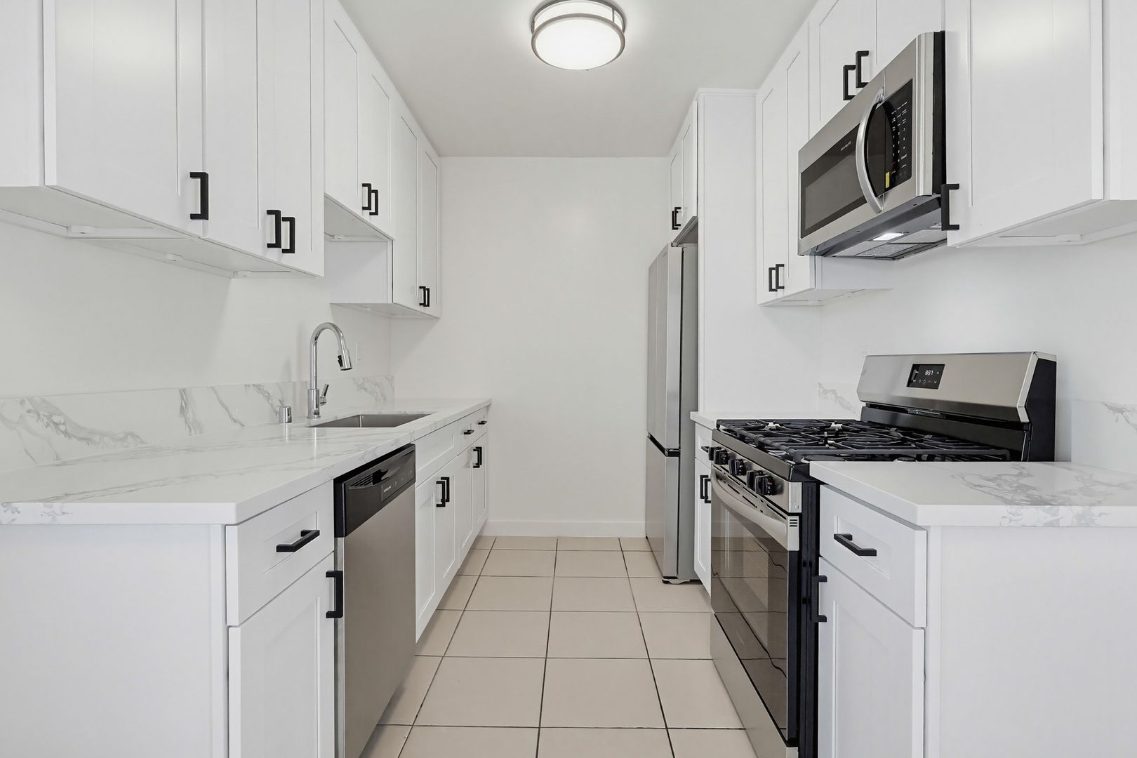 Los Angeles Condo: 6200 10th Ave