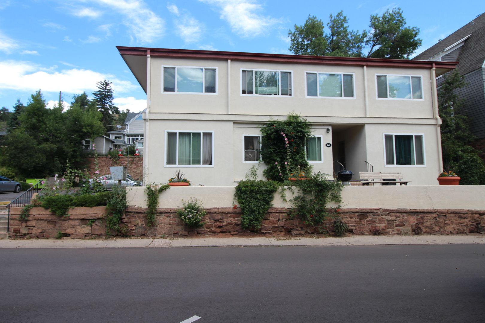Manitou Springs Condo: 46 Park Avenue