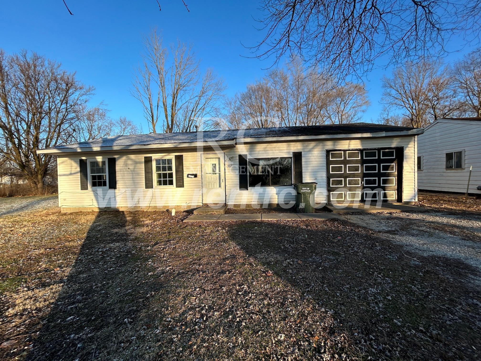 Danville House: 907 Moore