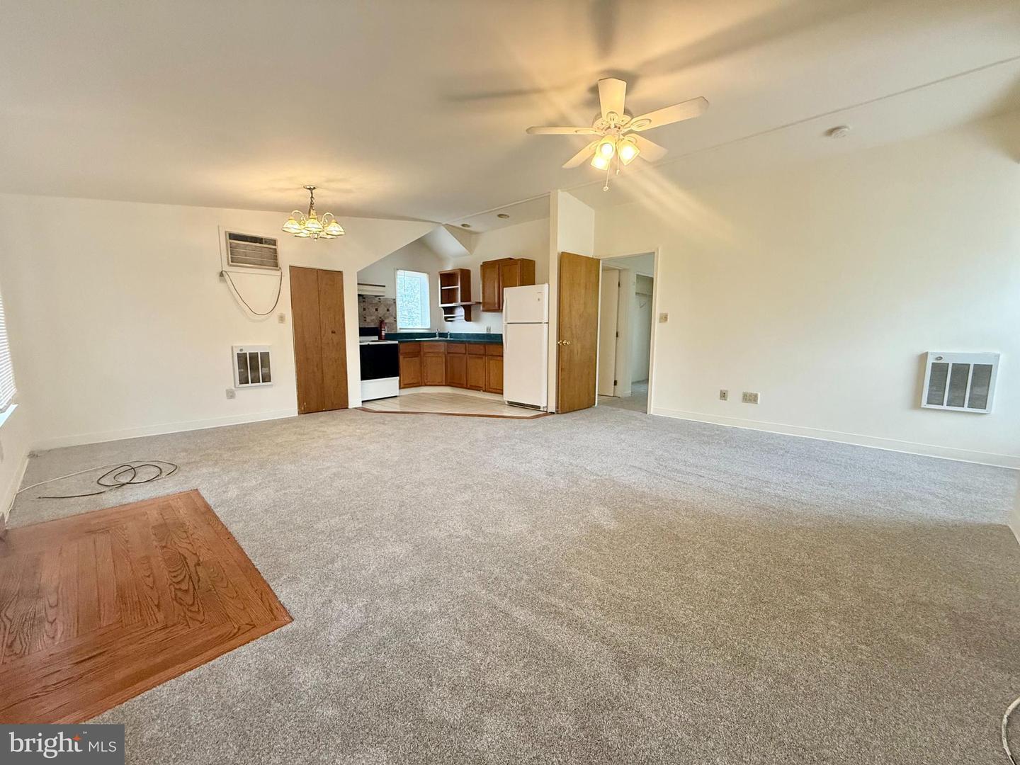 Folcroft Condo: 604 Primos Ave