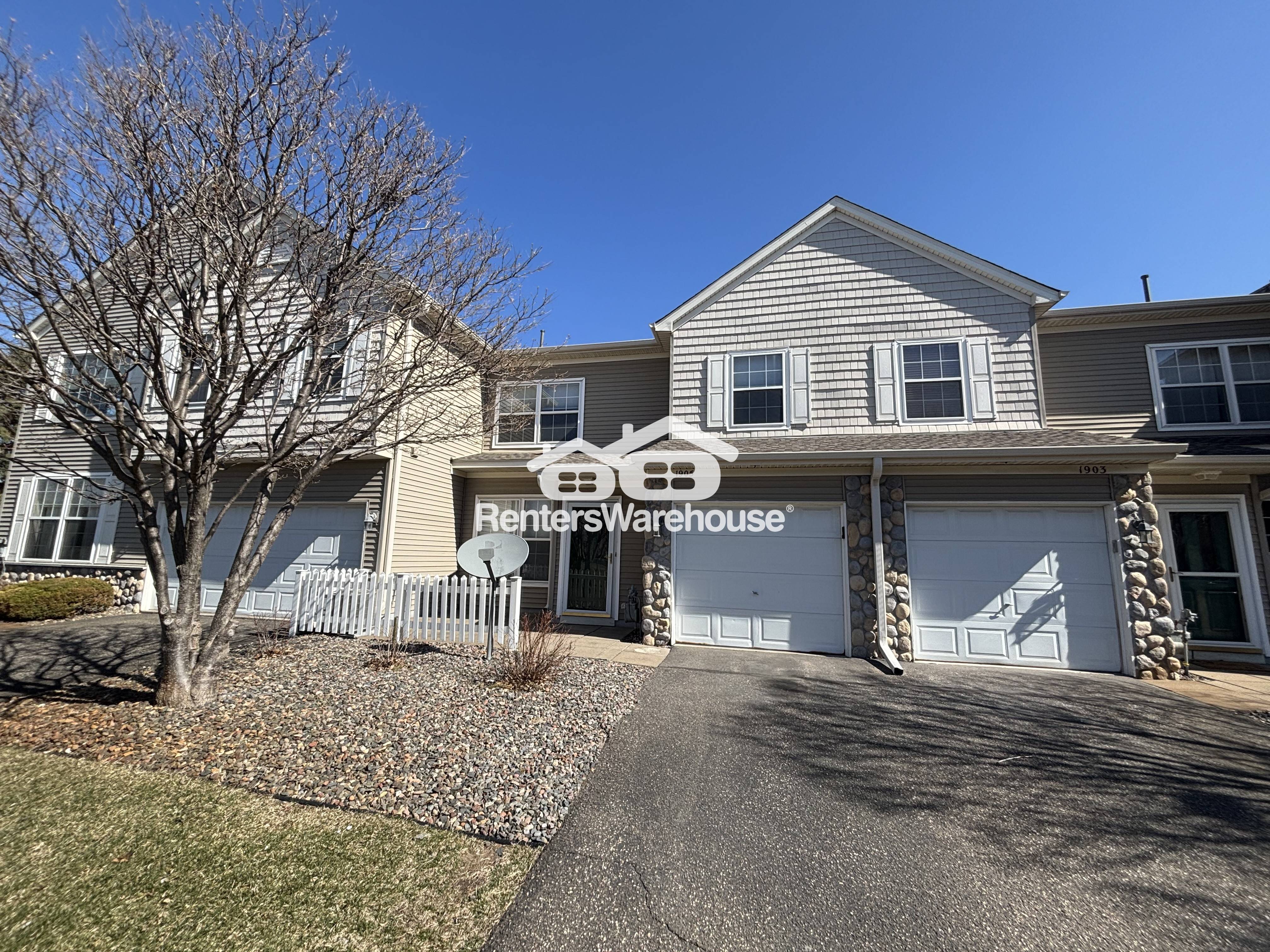 Shoreview Townhome: 1905 Wildflower Court