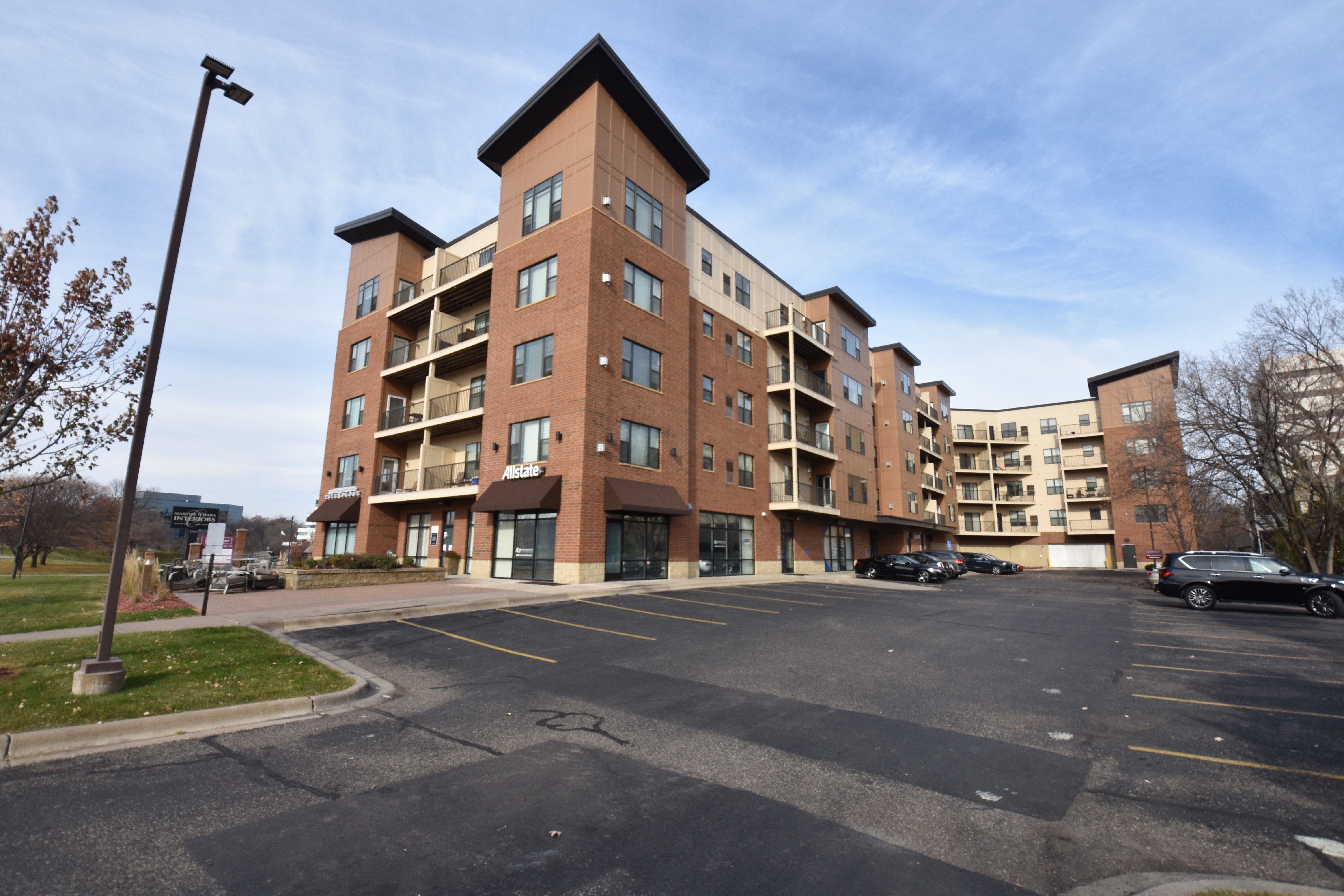 St Louis Park Condo: 1155 Ford Rd