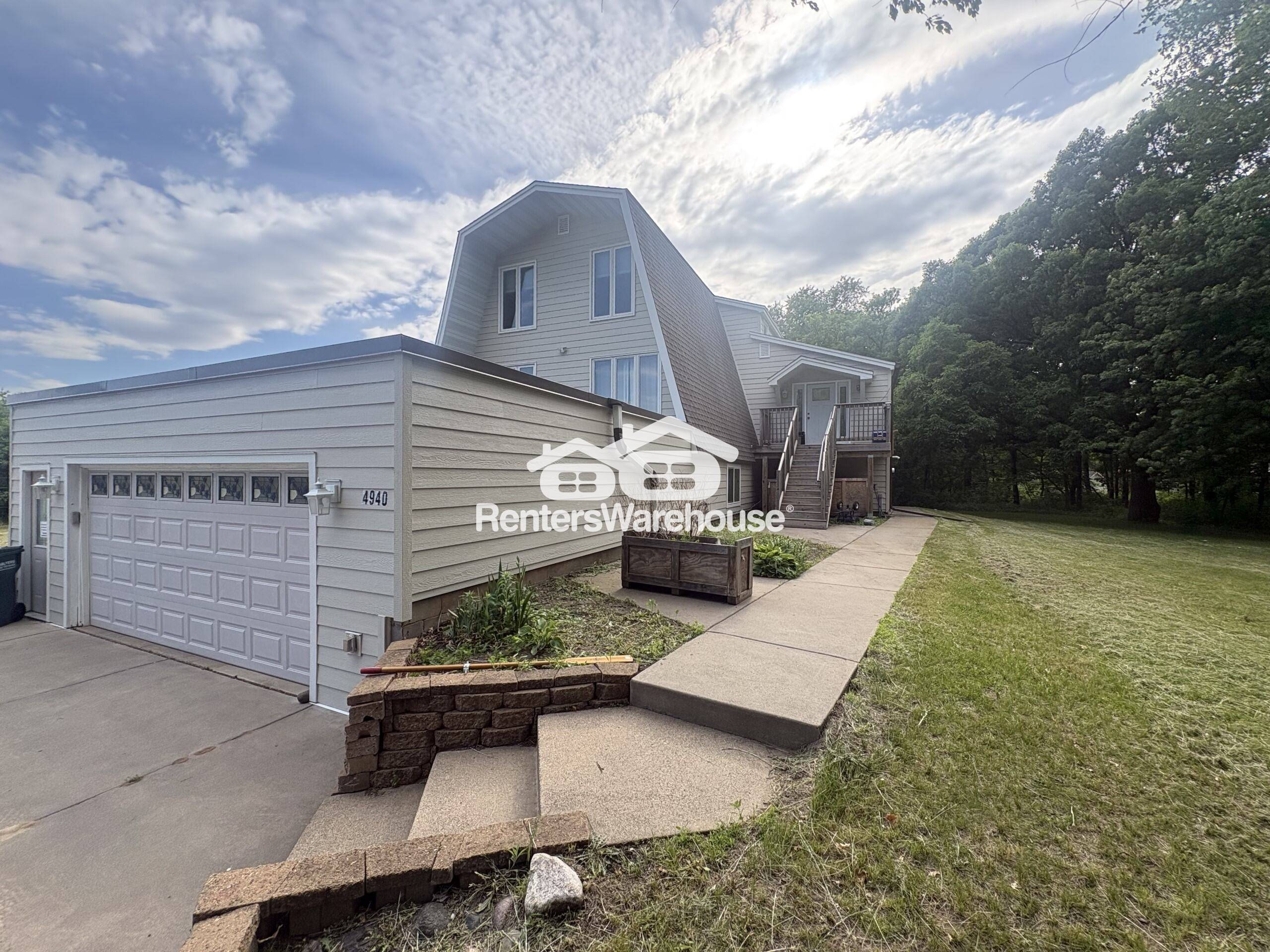 Blaine House: 4940 115th Ave NE