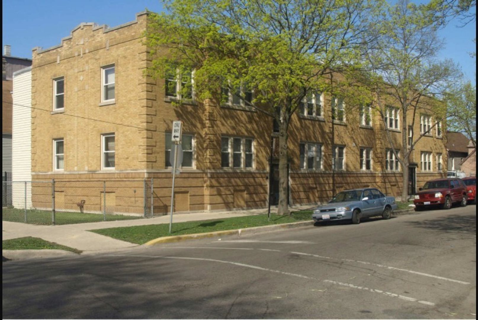 Chicago Condo: 4024 W. Cortland Street