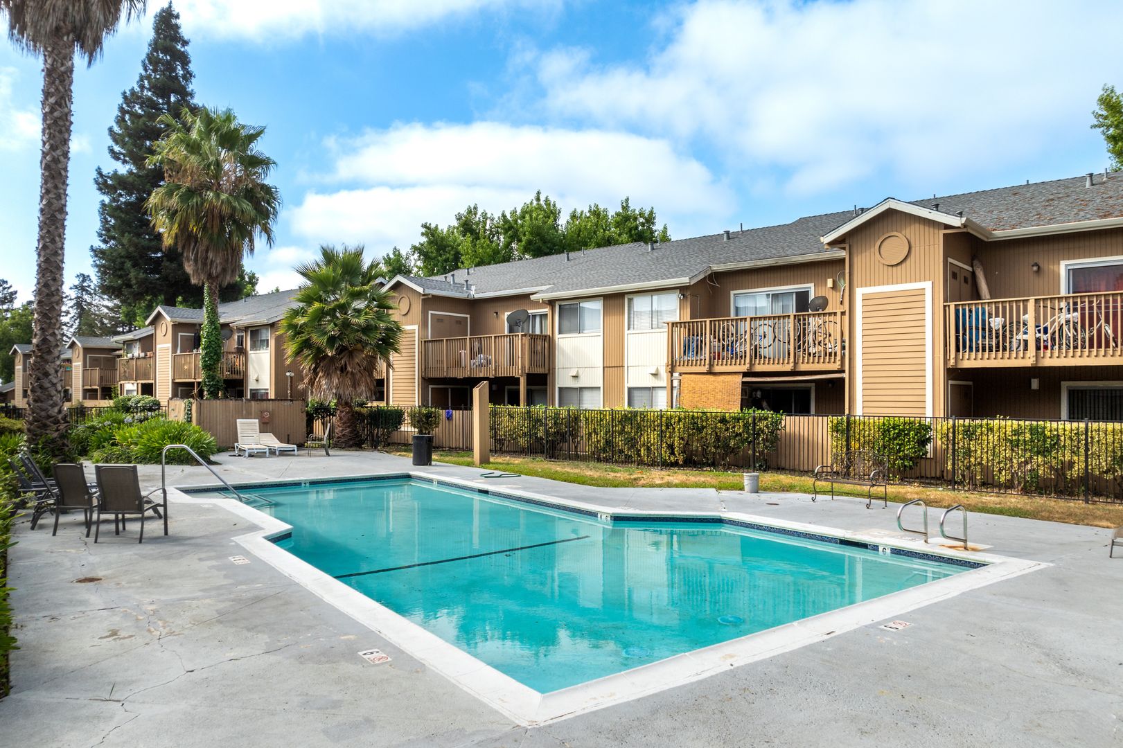 Hayward Apartment: 90 Lund Ave