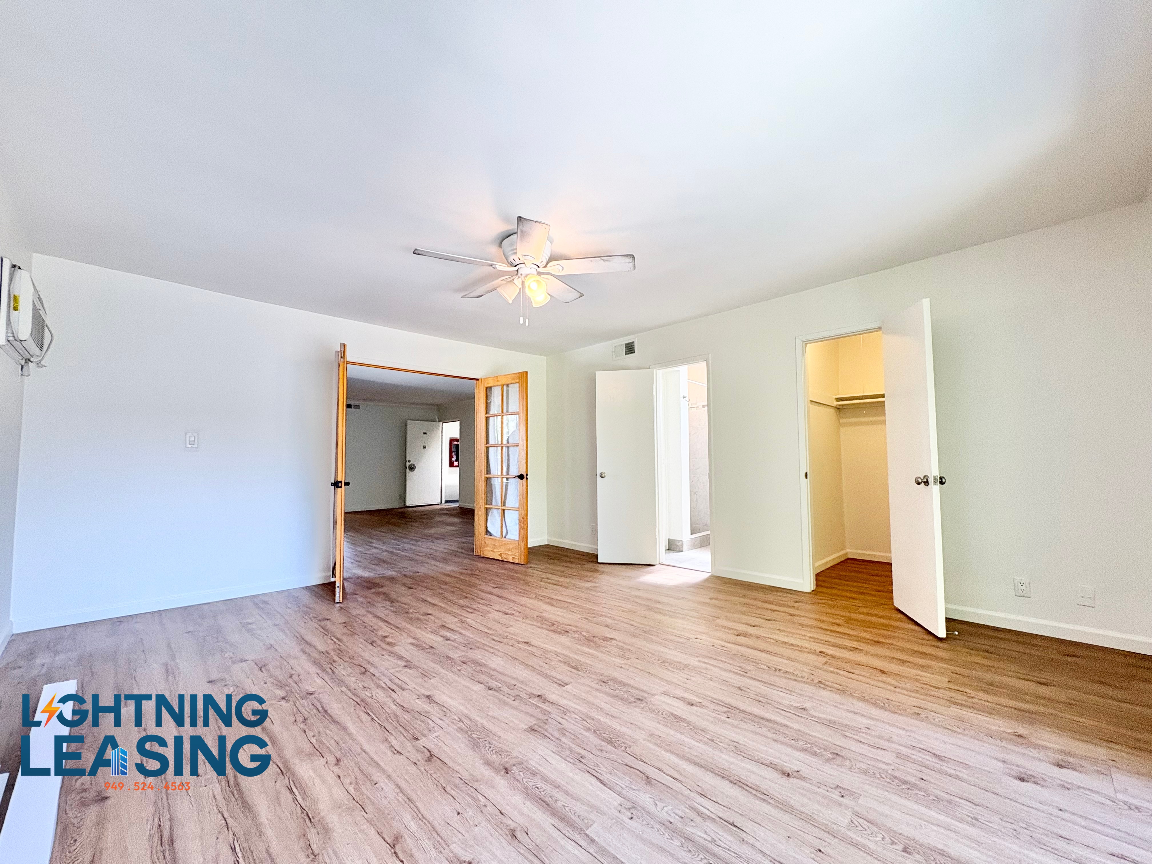 West Hollywood Condo: 942 N Gardner St