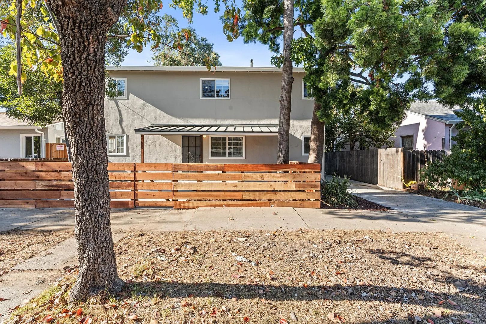Redwood City Condo: 421 Standish St