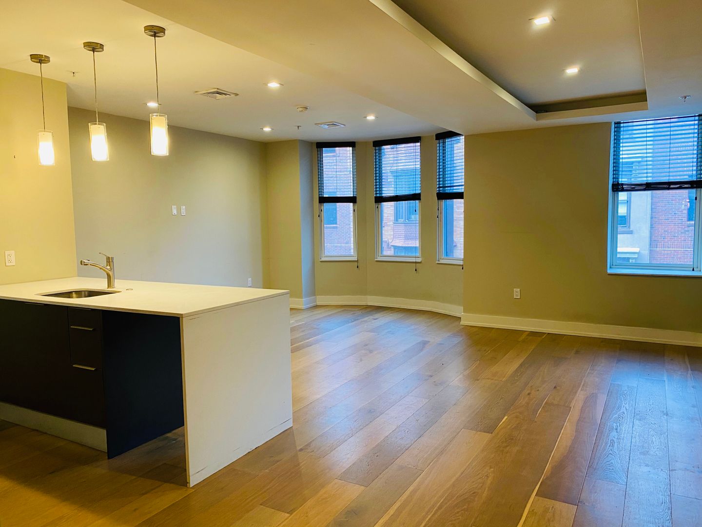 Philadelphia Apartment: 1222 Locust St