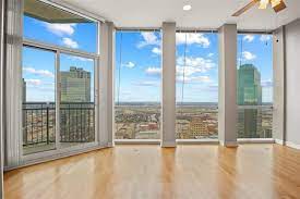 Fort Worth Condo: 500 Throckmornton