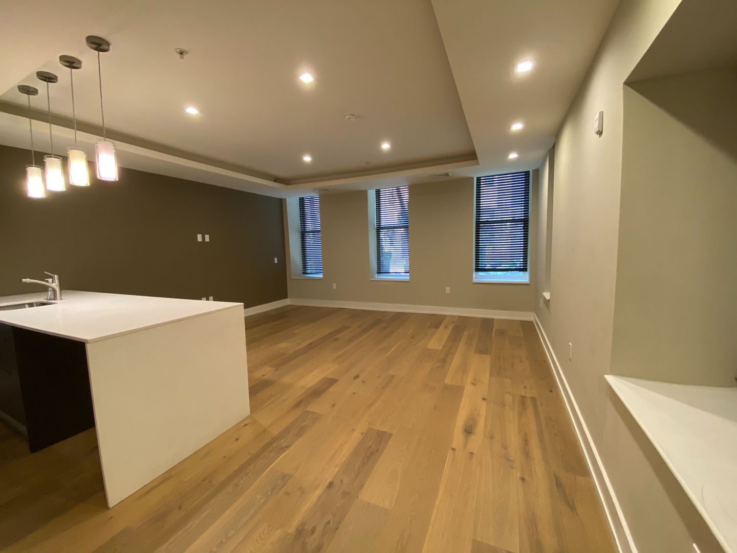 Philadelphia Apartment: 1222 Locust St