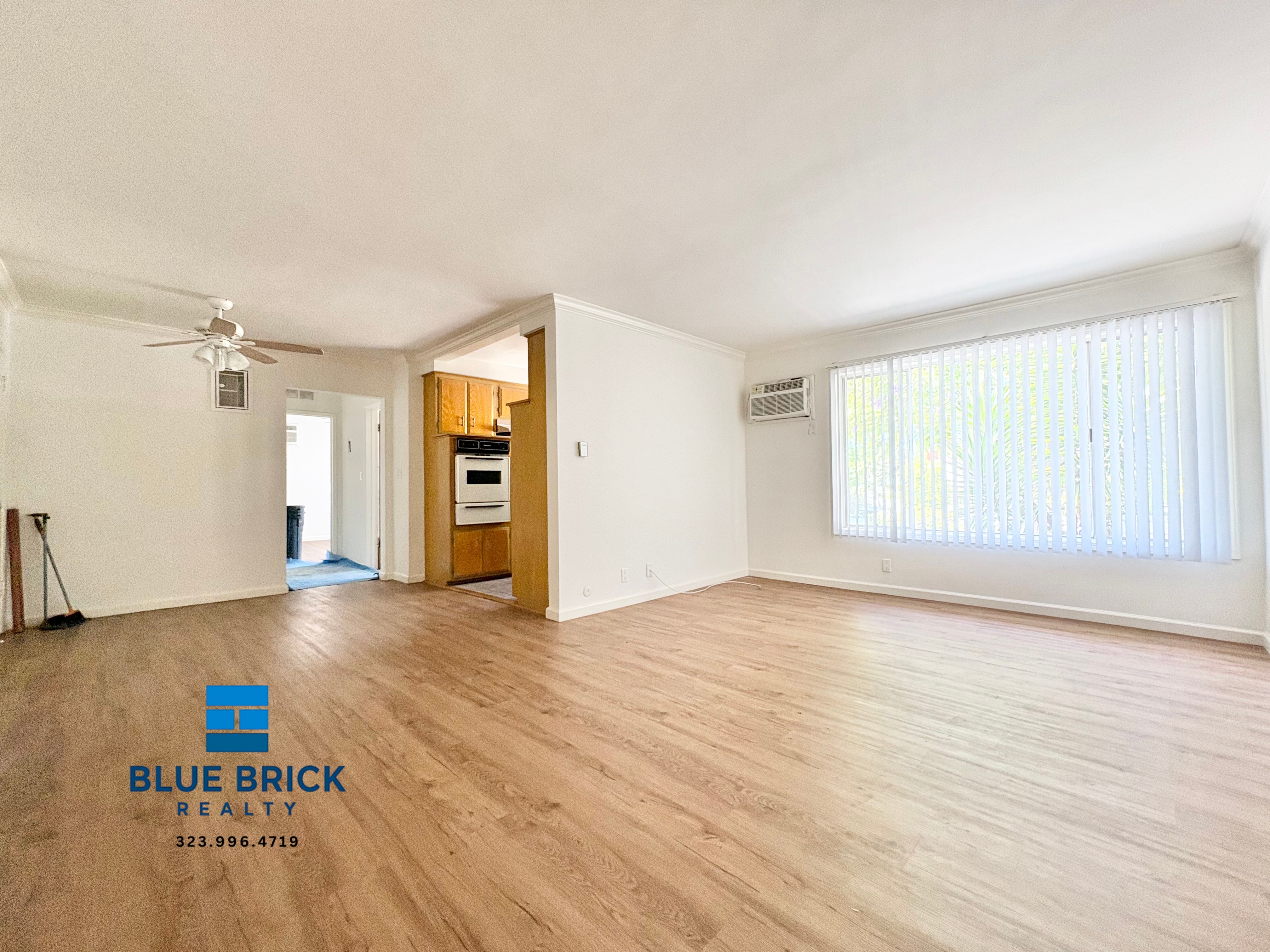 West Hollywood Condo: 942 N Gardner St