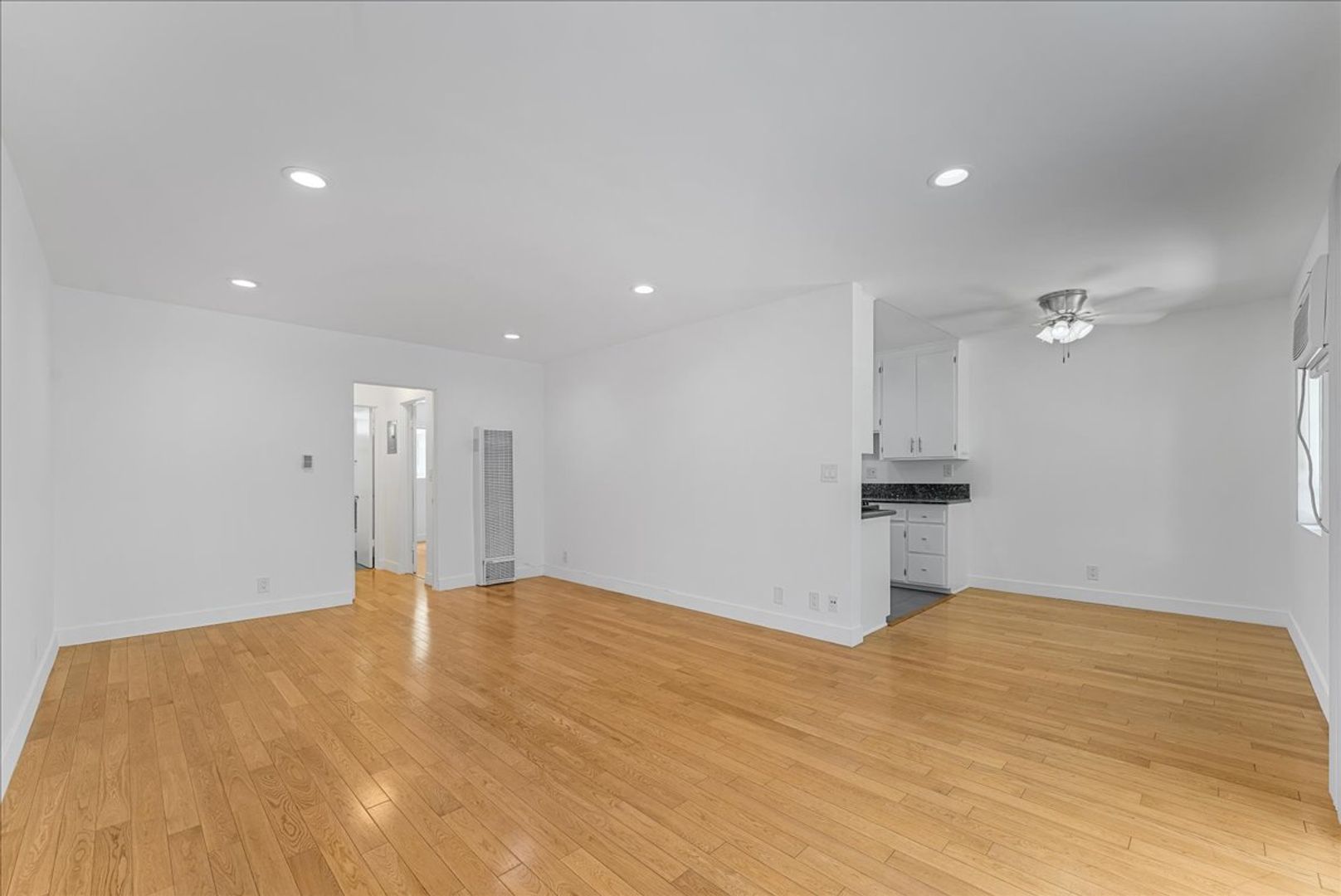 Los Angeles Condo: 1336 N. Citrus Avenue