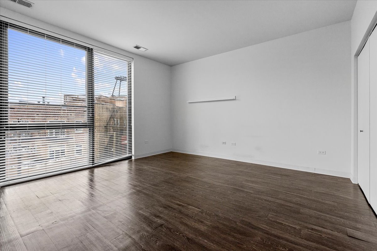 Chicago Condo: 830 North Milwaukee