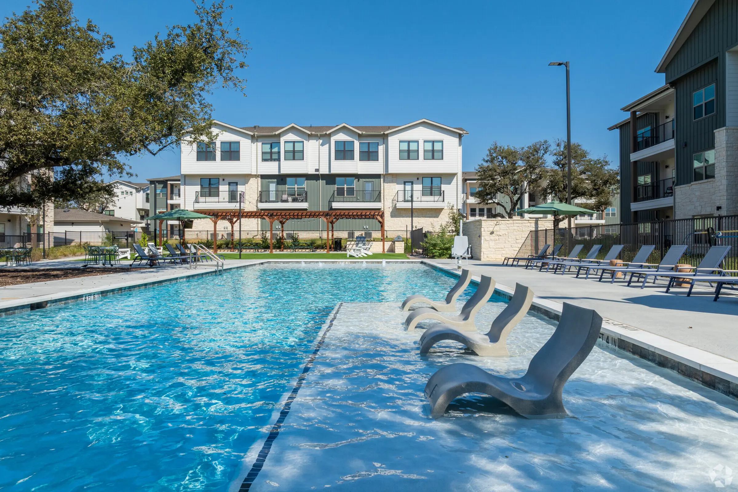 Austin Condo: 119 Talon Grasp Trail