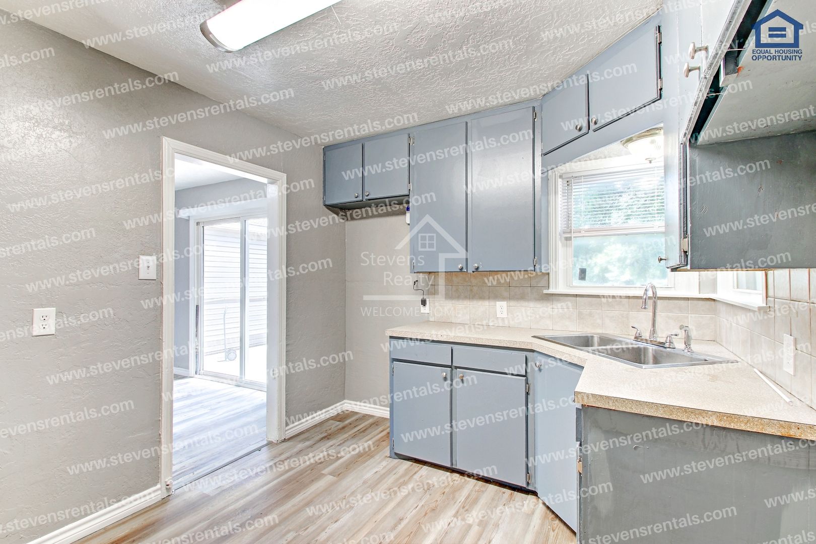 Lawton House: 1210 NW Irwin Ave