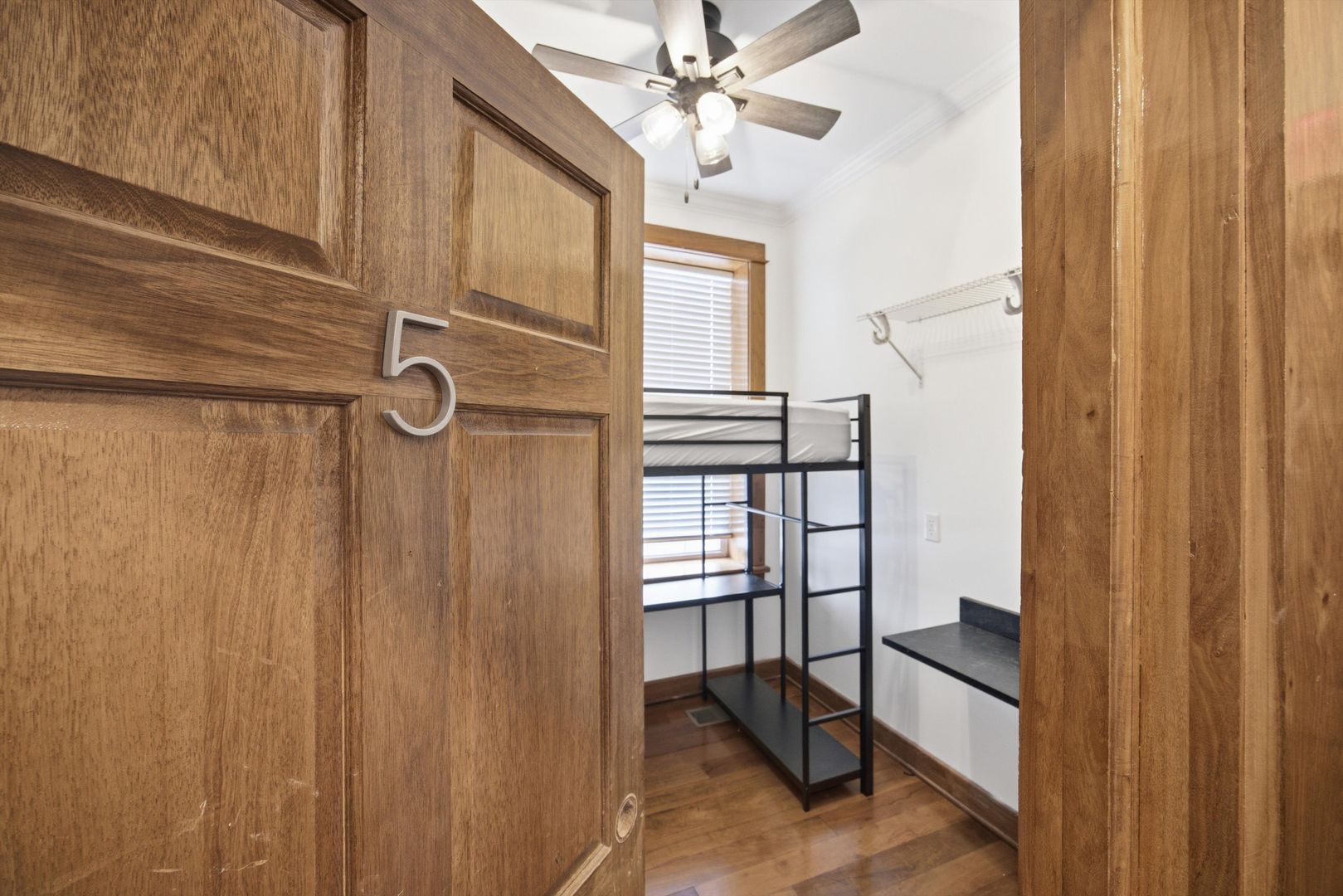 Chattanooga Condo: 823 McCallie Ave - Room
