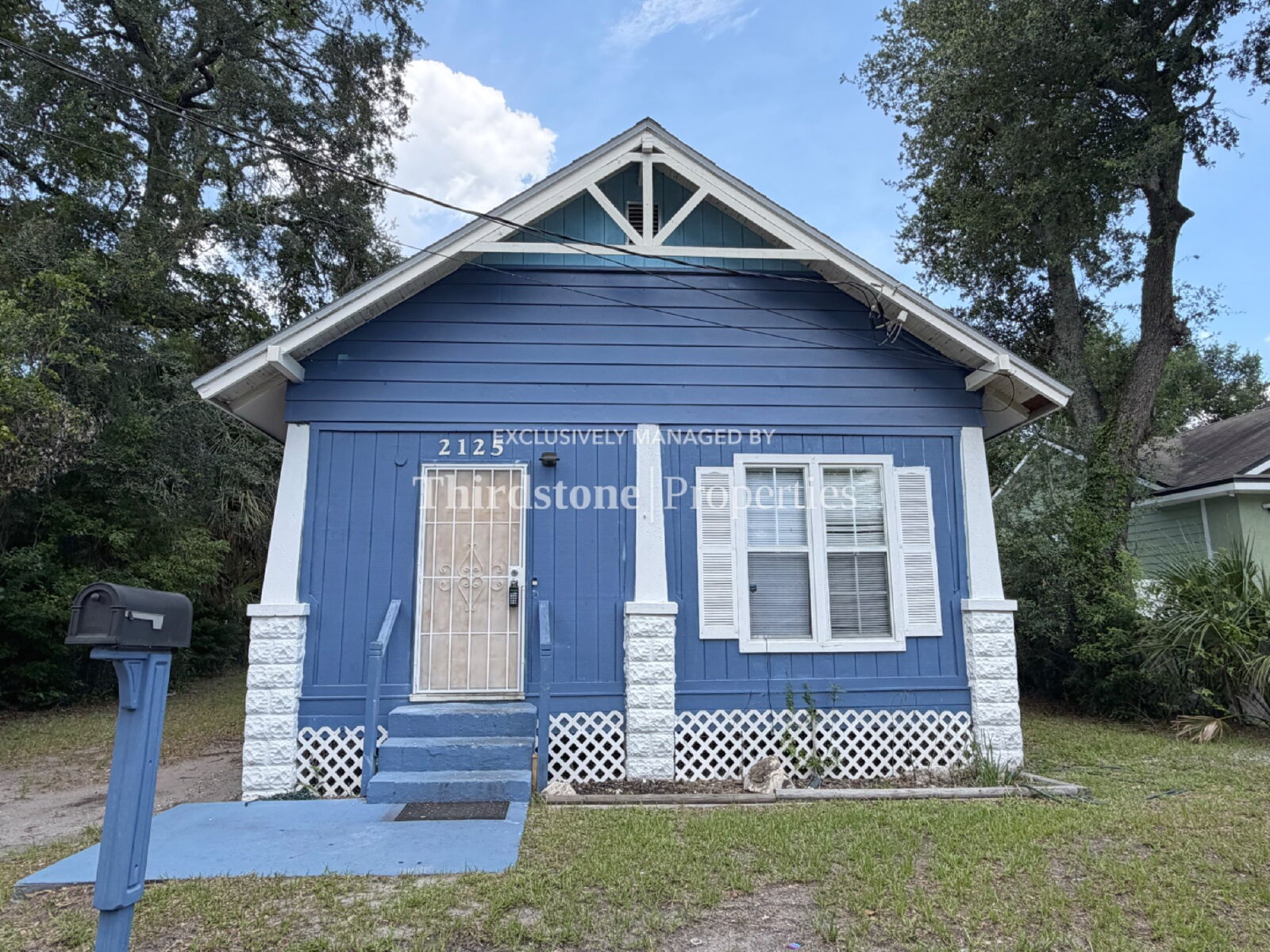 Jacksonville House: 2125 Lambert Street