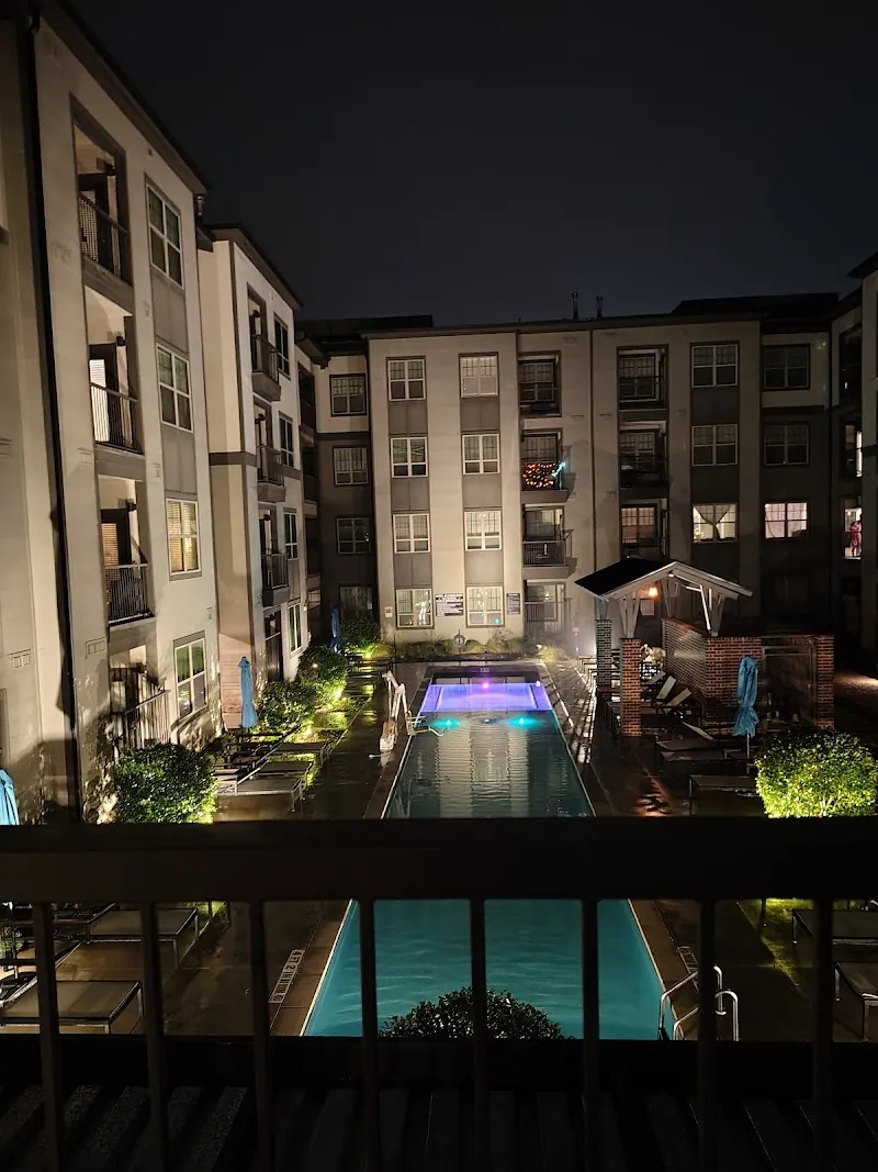 Austin Condo: 6400 Loyola Ln