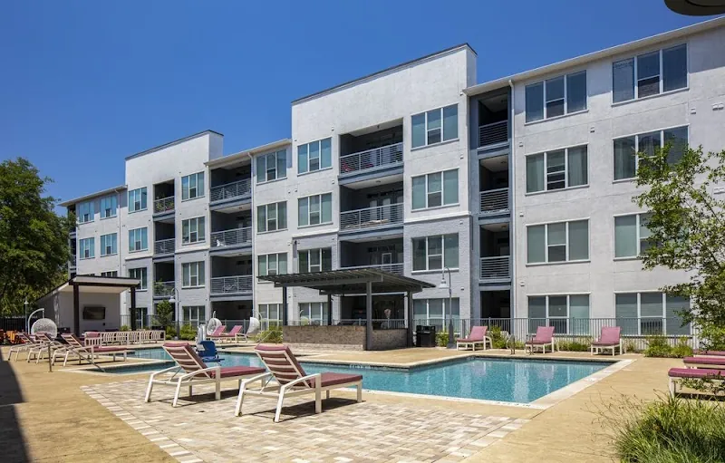 Austin Condo: 1620 E Riverside Dr