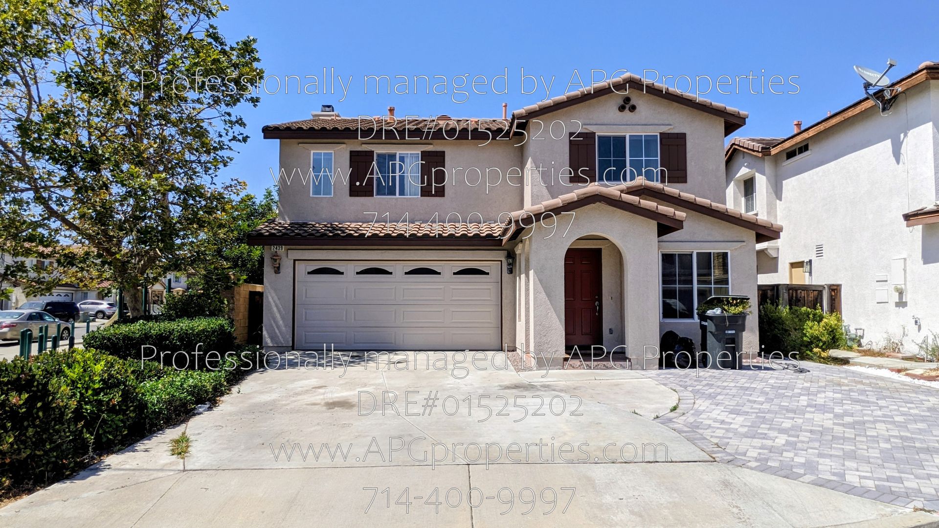 Orange House: 2439 N Cameo Ct