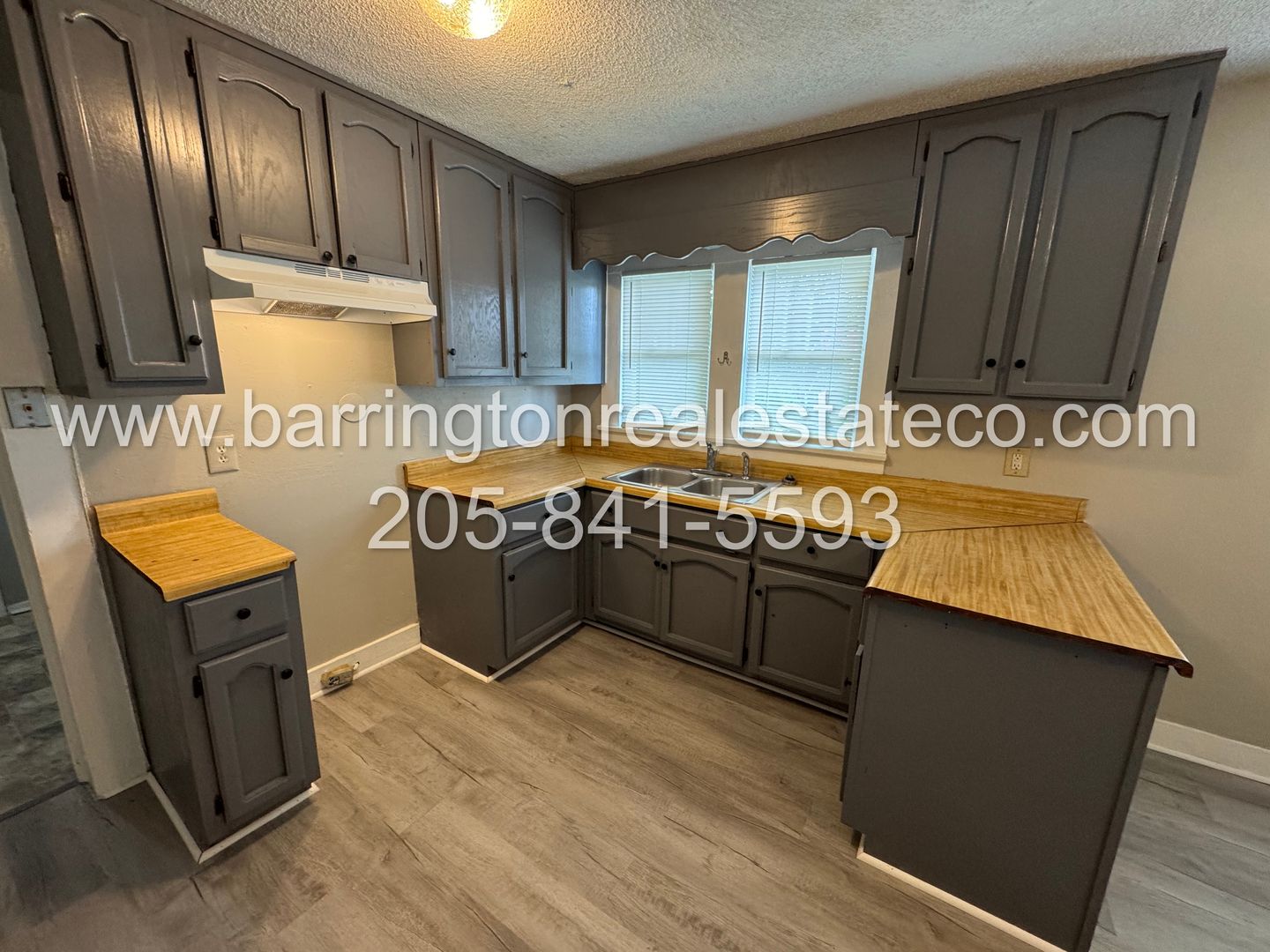 Tarrant House: 1701 Hatchett Avenue