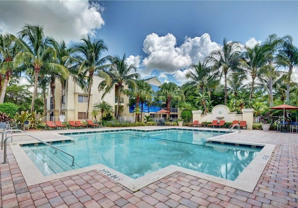 Tamarac House: 5672 Rock Island Rd