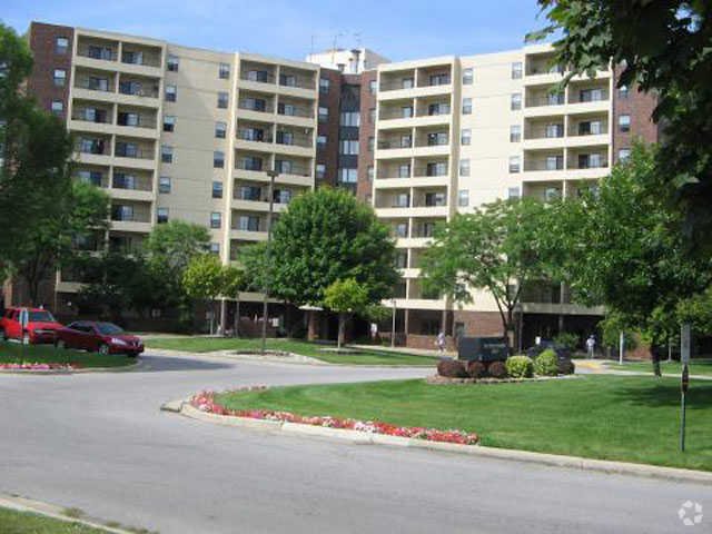 Saginaw Condo: 180 Colony Drive S