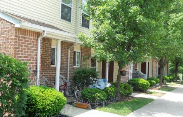 Logan Condo: 1008 Hayden Place
