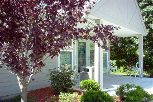 Moosup Condo: 10 Gorman Street