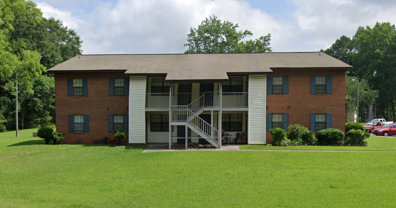 Pell City Condo: 945 Cogswell Avenue