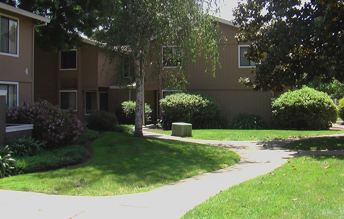 Chico Condo: 820 West 4th Ave
