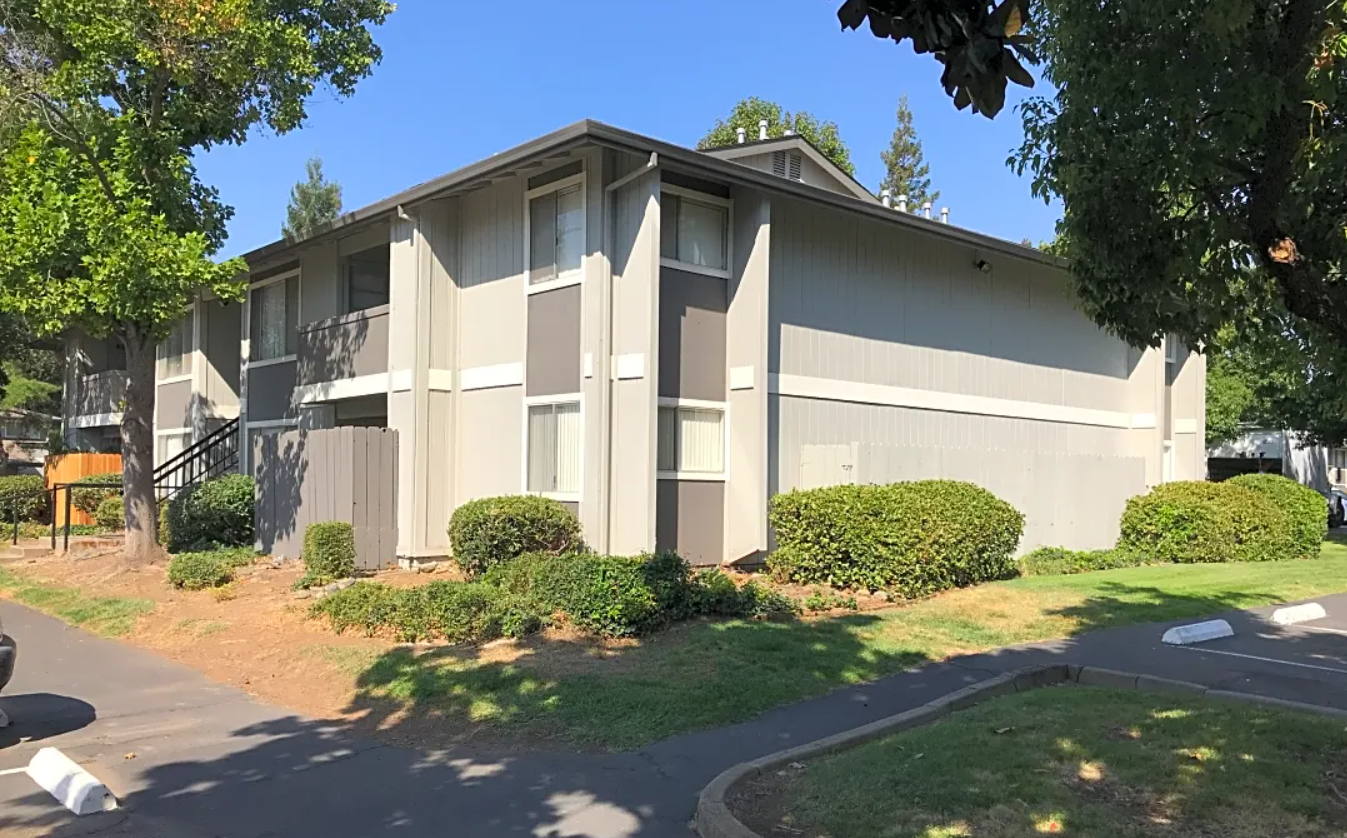 Chico Condo: 1650 Forest Ave