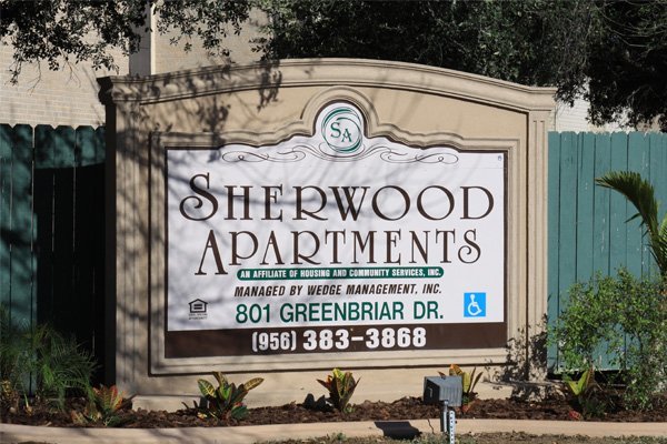Edinburg Condo: 801 Greenbriar Drive